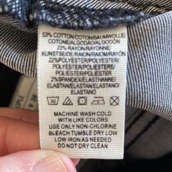 Free People Mid Rise Tuxedo Gummy Pull On Jegging, Size 26 - Picture 8 of 9